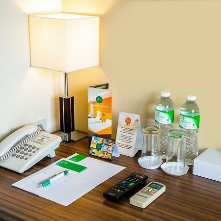 Legreen Suite Gatot Subroto Jakarta Exterior photo