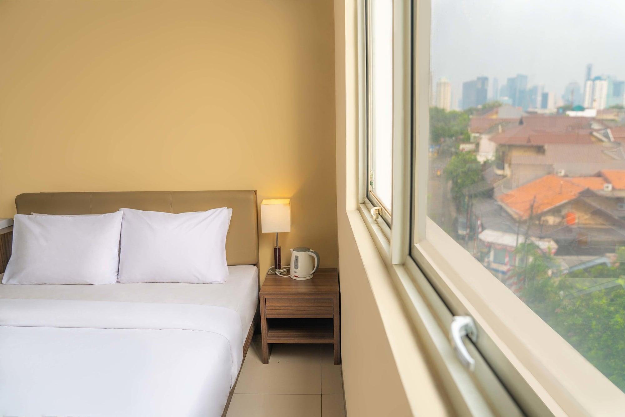 Legreen Suite Gatot Subroto Jakarta Exterior photo