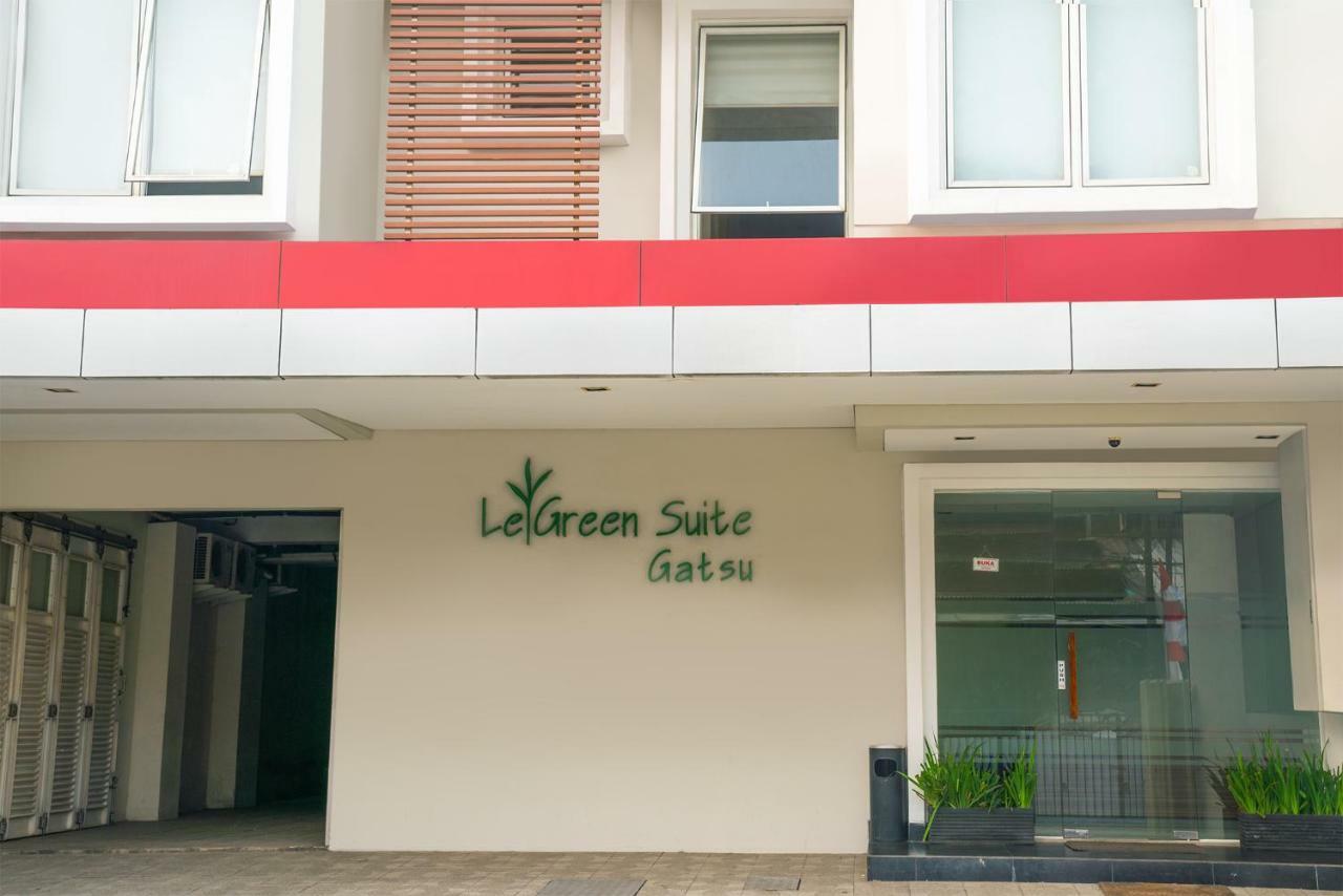 Legreen Suite Gatot Subroto Jakarta Exterior photo